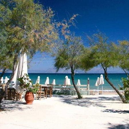 Отель Ionian Beach Kalamaki  Экстерьер фото